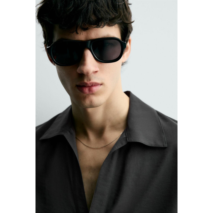 ПОЛО ИЗ СТРУЯЩЕЙСЯ ТКАНИ