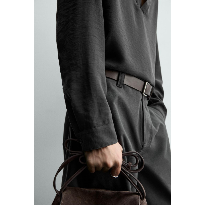 ПОЛО ИЗ СТРУЯЩЕЙСЯ ТКАНИ