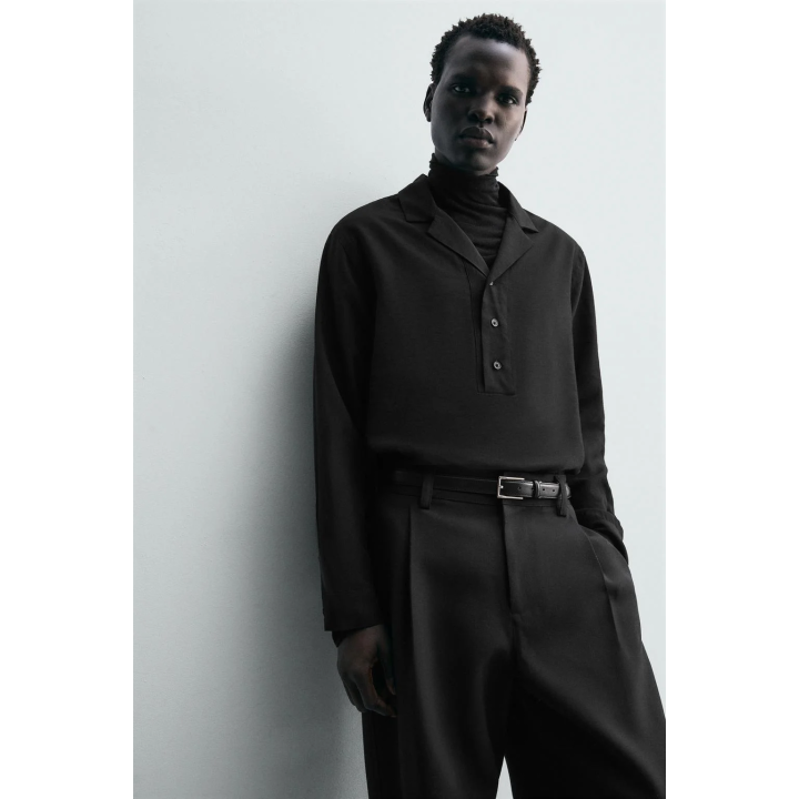 РУБАШКА-ПОЛО СТРУЯЩЕГОСЯ ПОКРОЯ