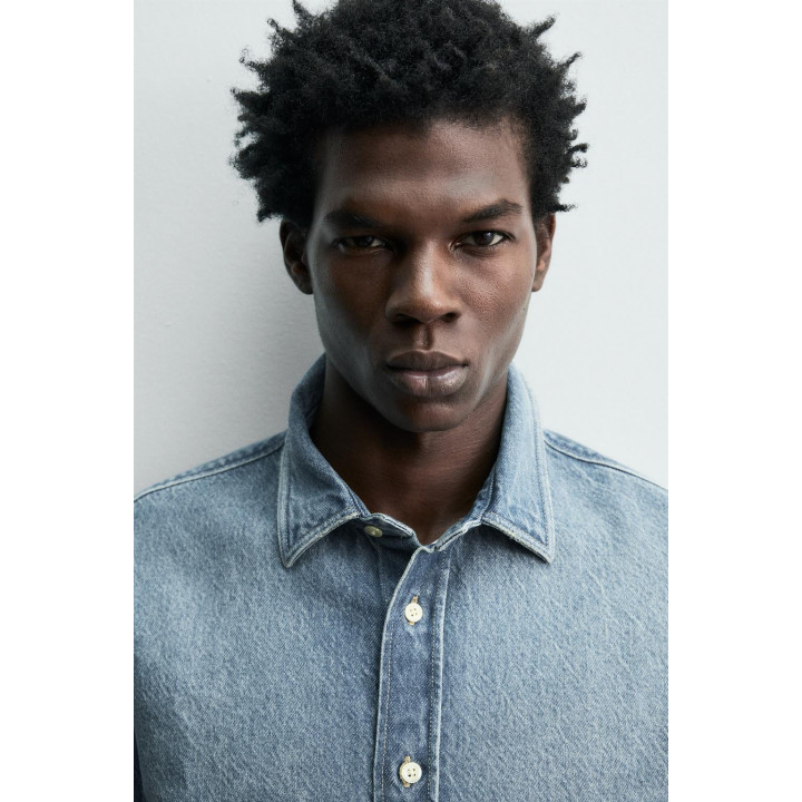 ДЖИНСОВАЯ РУБАШКА СВОБОДНОГО КРОЯ