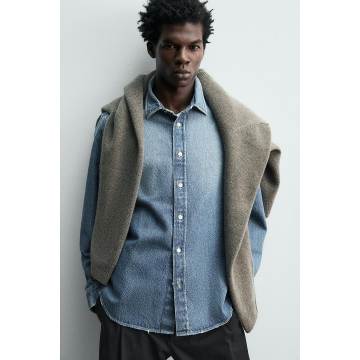 ДЖИНСОВАЯ РУБАШКА СВОБОДНОГО КРОЯ