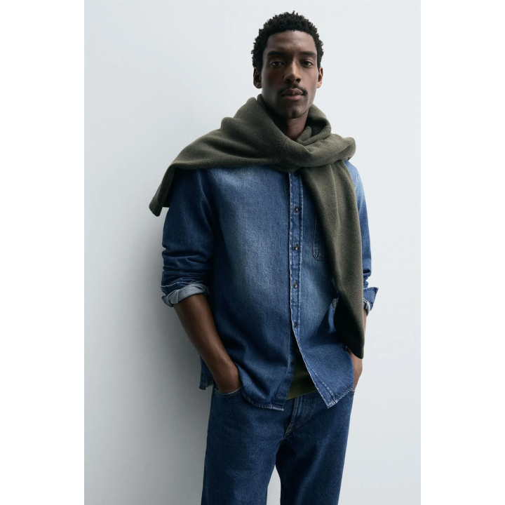 ДЖИНСОВАЯ РУБАШКА С ЭФФЕКТОМ ПОТЕРТОСТИ