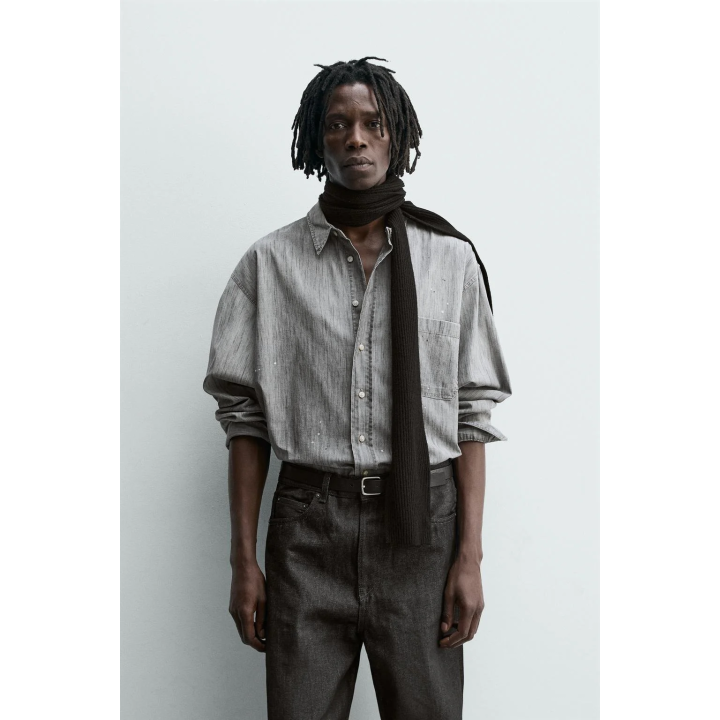 ДЖИНСОВАЯ РУБАШКА С ЭФФЕКТОМ ПОТЕРТОСТИ И БРЫЗГАМИ