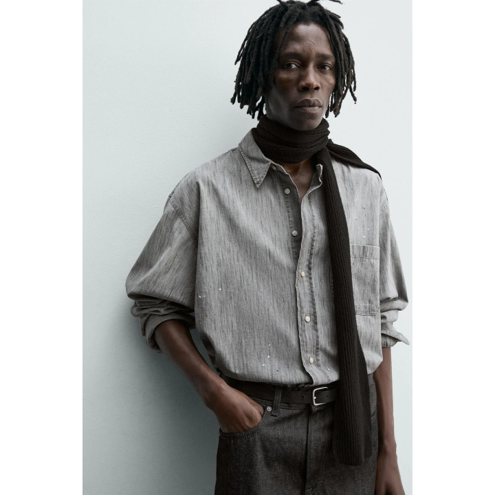 ДЖИНСОВАЯ РУБАШКА С ЭФФЕКТОМ ПОТЕРТОСТИ И БРЫЗГАМИ