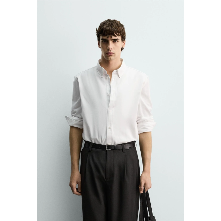 РУБАШКА КЛАССИЧЕСКОГО КРОЯ ИЗ РЕЛЬЕФНОЙ ТКАНИ