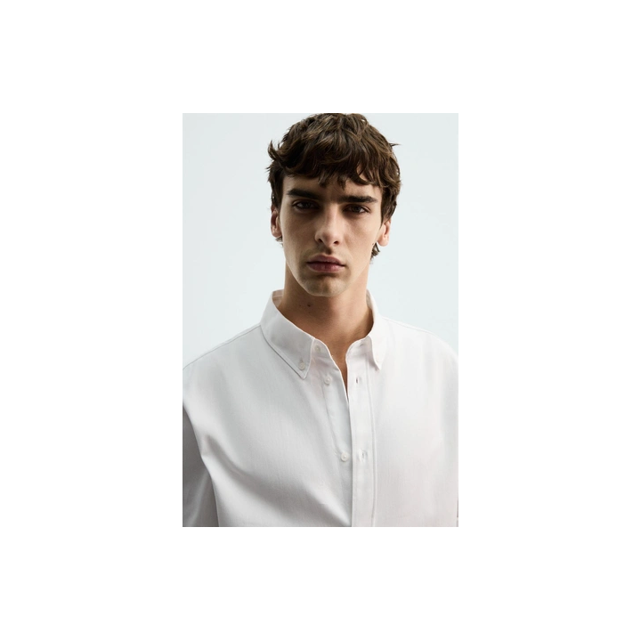 РУБАШКА КЛАССИЧЕСКОГО КРОЯ ИЗ РЕЛЬЕФНОЙ ТКАНИ