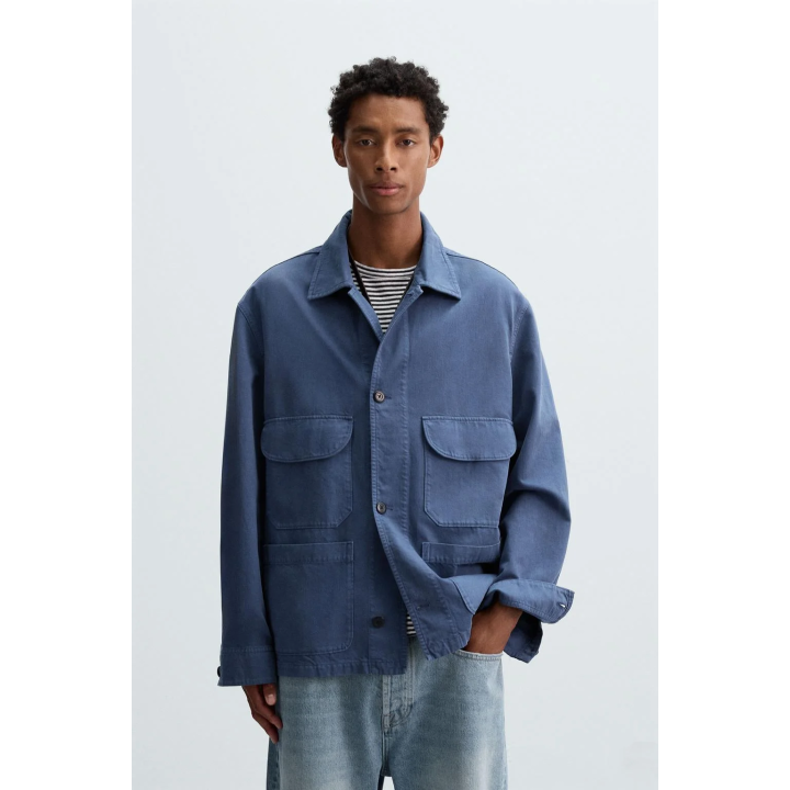 КУРТКА С ЭФФЕКТОМ ПОТЕРТОСТИ И КАРМАНАМИ