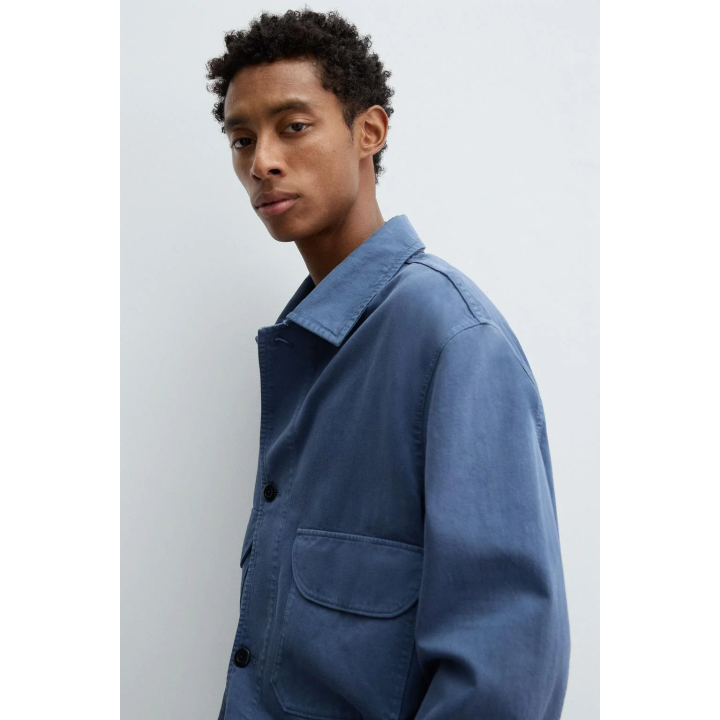 КУРТКА С ЭФФЕКТОМ ПОТЕРТОСТИ И КАРМАНАМИ