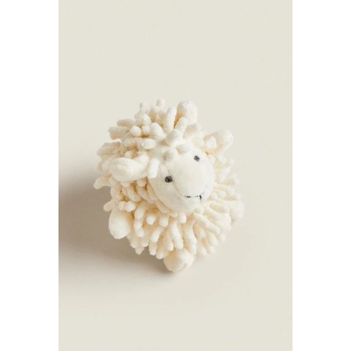 Детская овечка-погремушка из мягкого материала