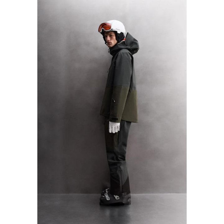 GLITTERY TRUMPET CHRISTMAS TREE DECORATION