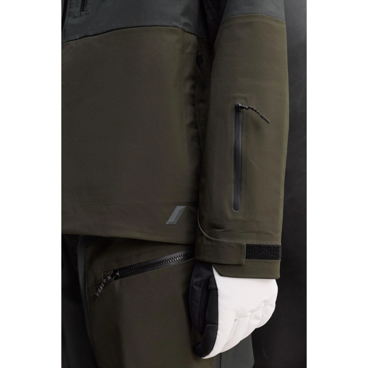 GLITTERY TRUMPET CHRISTMAS TREE DECORATION