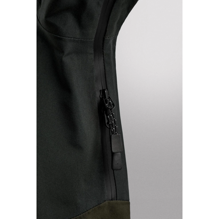 GLITTERY TRUMPET CHRISTMAS TREE DECORATION