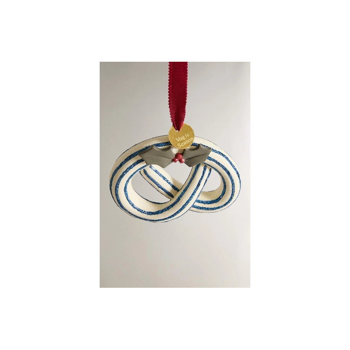 GLITTERY PRETZEL CHRISTMAS TREE DECORATION