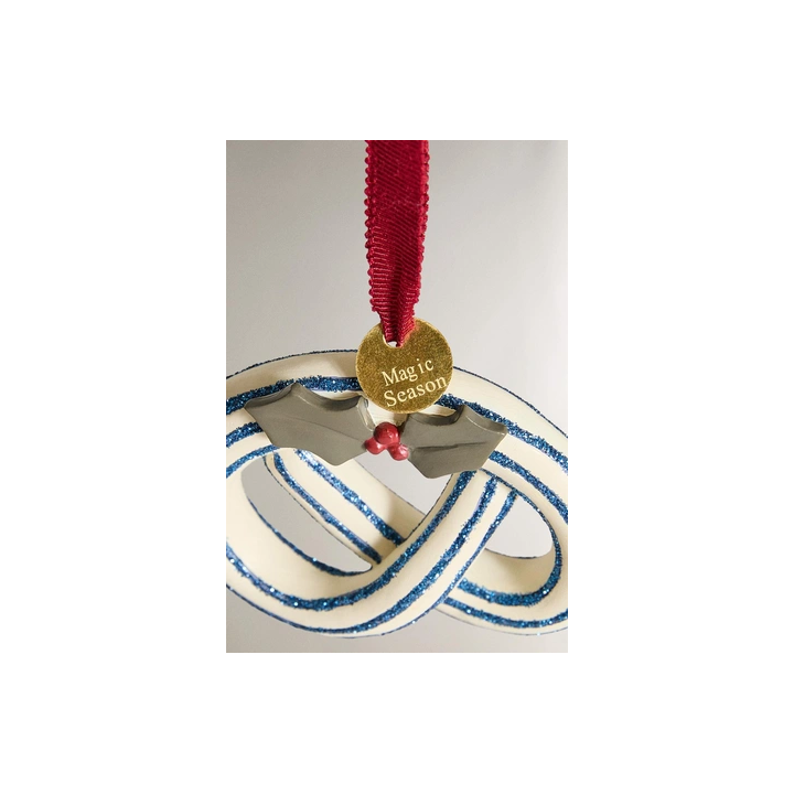 GLITTERY PRETZEL CHRISTMAS TREE DECORATION