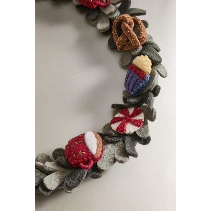 Украшение на дверь из шерсти рождественский венок