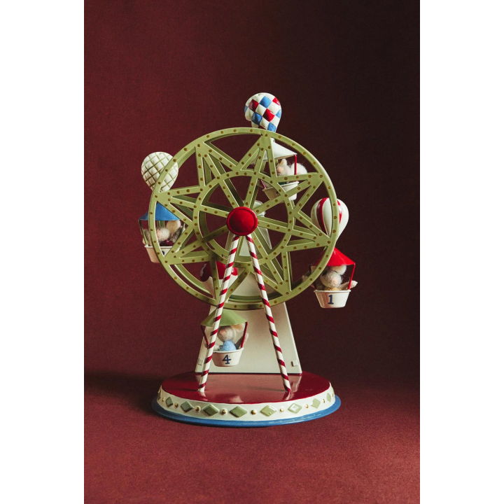 Музыкальное колесо обозрения в новогоднем стиле