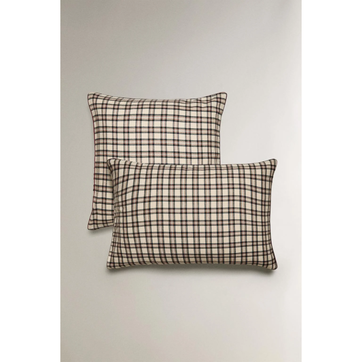 Детская подушка из фланели в клетку на рождество