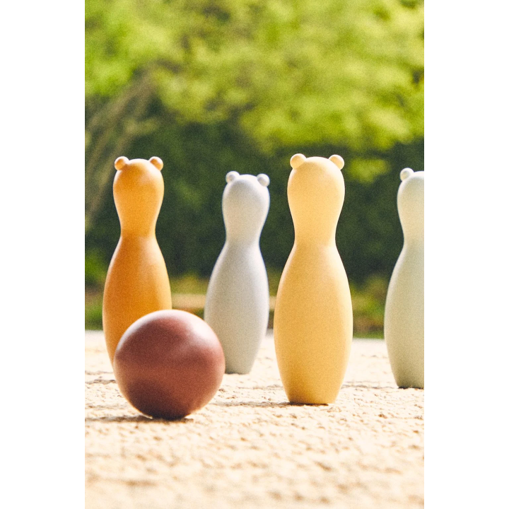 ИГРА В БОУЛИНГ