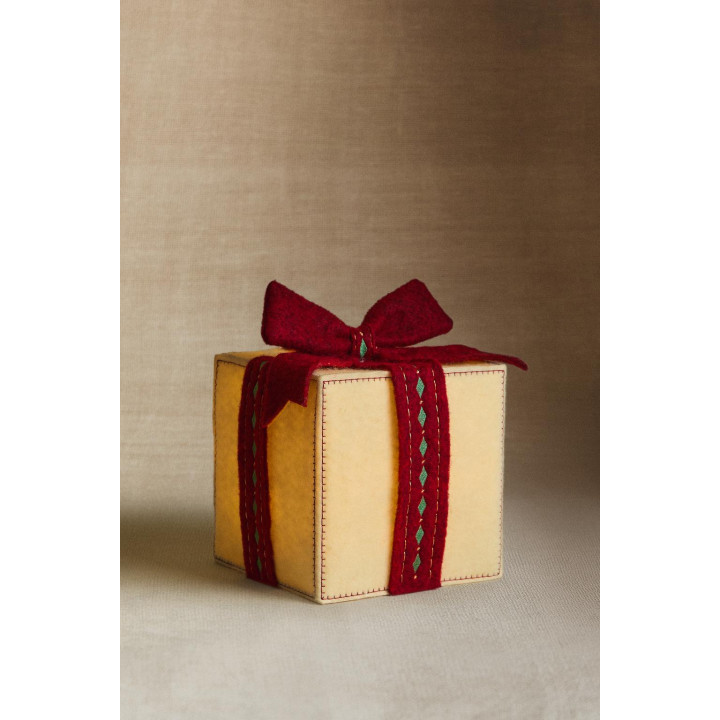 Большой рождественский подарок со встроенным светом