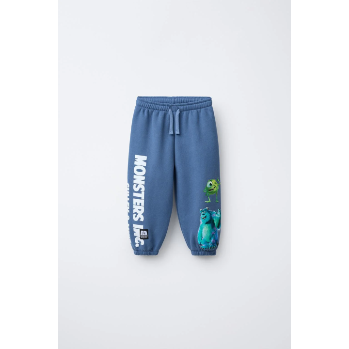 БРЮКИ-ДЖОГГЕРЫ С ПРИНТОМ «КОРПОРАЦИЯ МОНСТРОВ» © DISNEY PIXAR