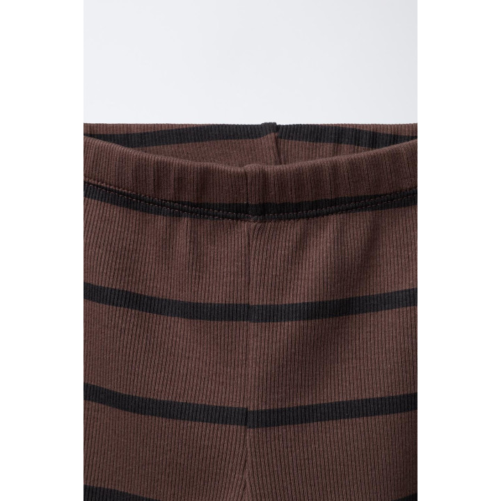 Полосатые ребристые леггинсы