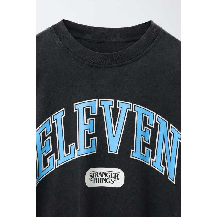 ФУТБОЛКА С ЭФФЕКТОМ ПОТЕРТОСТИ ELEVEN STRANGER THINGS © NETFLIX