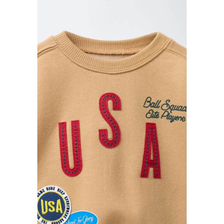 ТОЛСТОВКА С НАШИВКАМИ