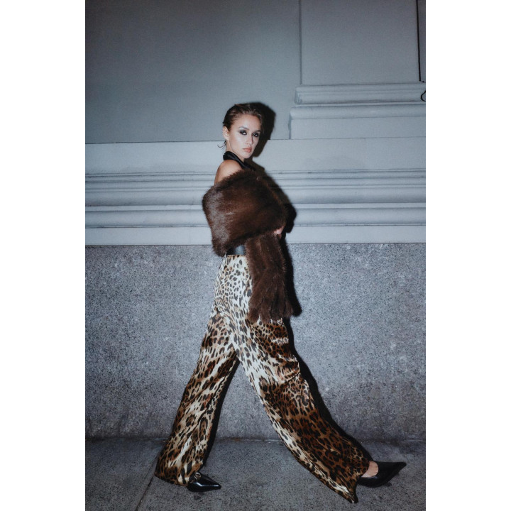 Брюки с широкими брючинами из атласа с поясом