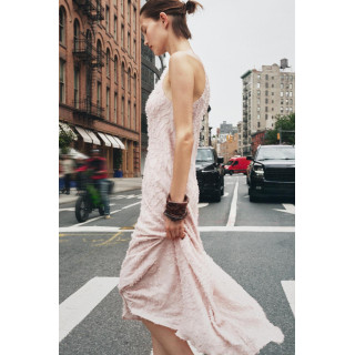 ПЛАТЬЕ-МИДИ С БАХРОМОЙ И ГОРЛОВИНОЙ ХАЛТЕР