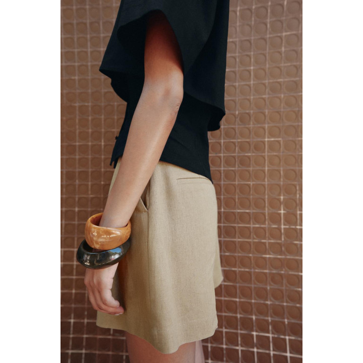 БЕРМУДЫ ИЗ ЛЬНА С РЕМНЕМ