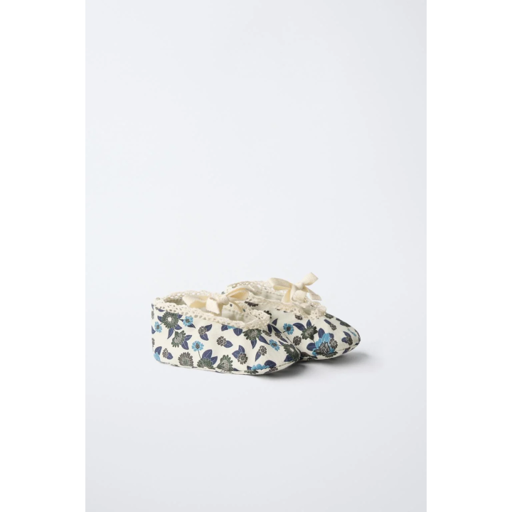 Балетки с бантом и цветочным узором