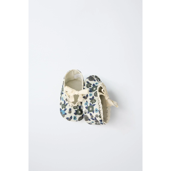 Балетки с бантом и цветочным узором