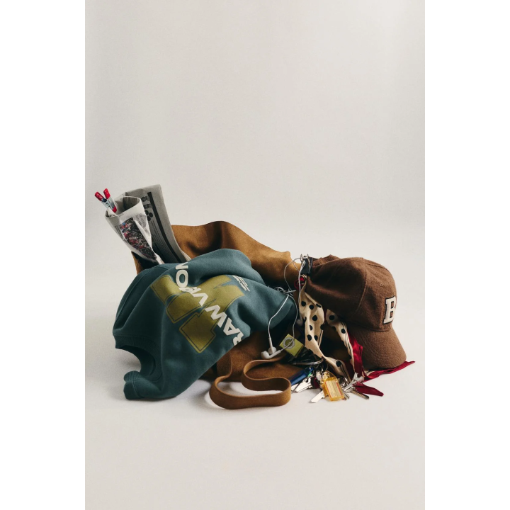 ТОЛСТОВКА С ТЕКСТОВЫМ ПРИНТОМ