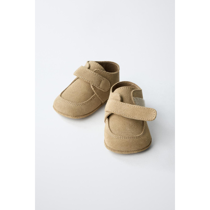 Туфли из кожи