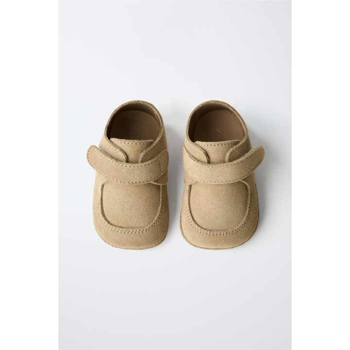 Туфли из кожи