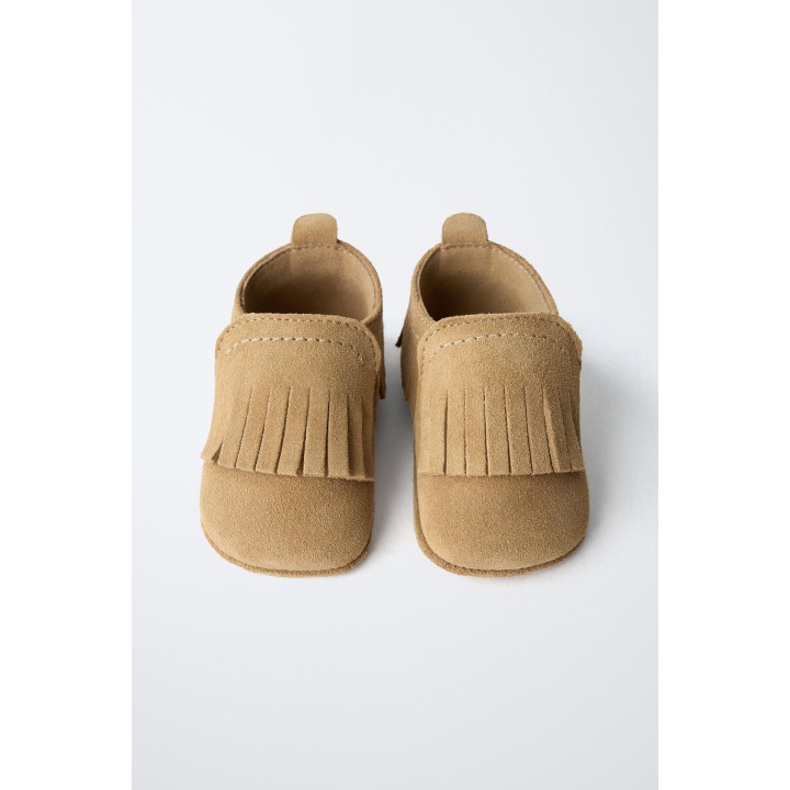 Туфли из кожи