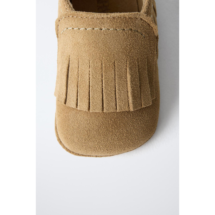 Туфли из кожи