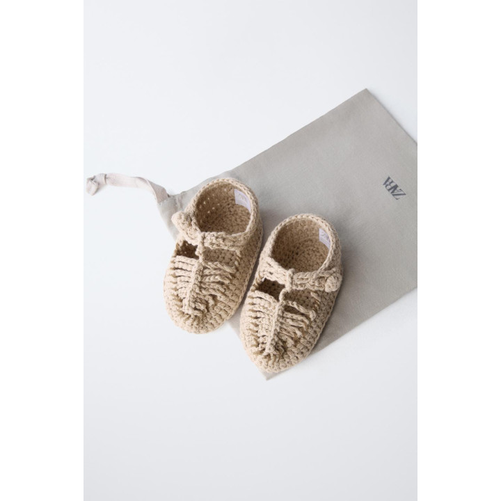 Сандалии из хлопка