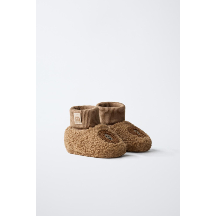 Тапочки-носки с львом