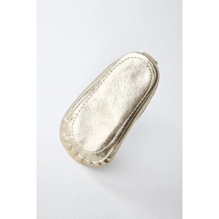 Балетки из кожи