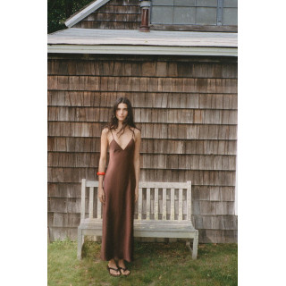 АТЛАСНОЕ ПЛАТЬЕ МИДИ