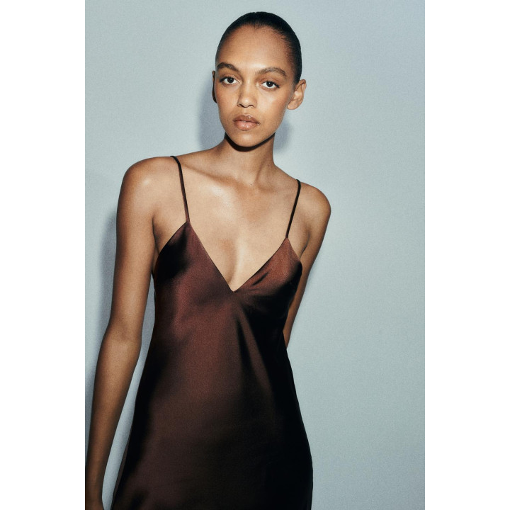 АТЛАСНОЕ ПЛАТЬЕ МИДИ