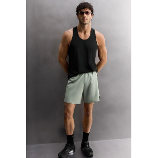 ЛЕГКИЕ ПЕРФОРИРОВАННЫЕ ШОРТЫ