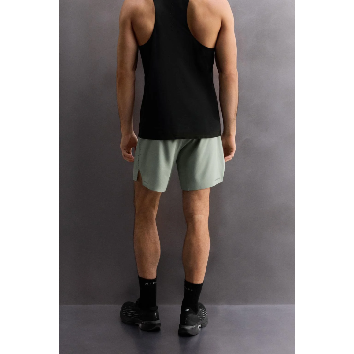 ЛЕГКИЕ ПЕРФОРИРОВАННЫЕ ШОРТЫ