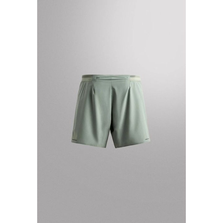 ЛЕГКИЕ ПЕРФОРИРОВАННЫЕ ШОРТЫ