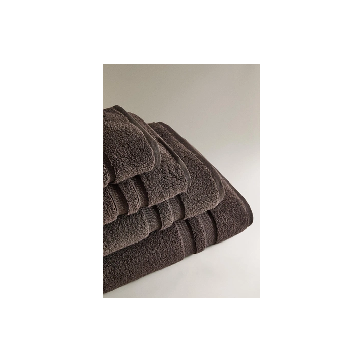 ЛЕГКИЕ ПЕРФОРИРОВАННЫЕ ШОРТЫ