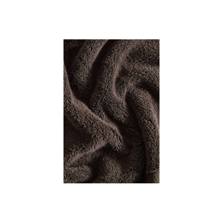 ЛЕГКИЕ ПЕРФОРИРОВАННЫЕ ШОРТЫ