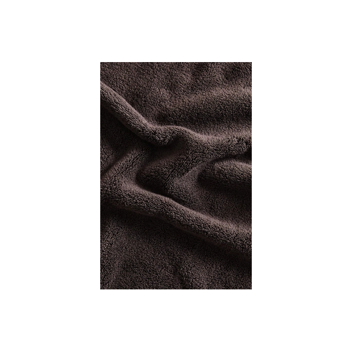 ЛЕГКИЕ ПЕРФОРИРОВАННЫЕ ШОРТЫ