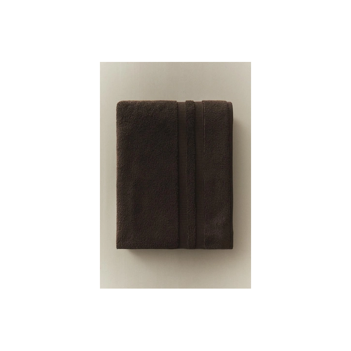 ЛЕГКИЕ ПЕРФОРИРОВАННЫЕ ШОРТЫ