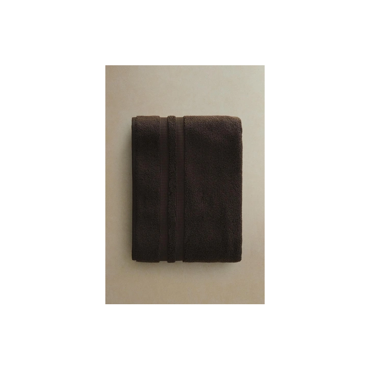 ЛЕГКИЕ ПЕРФОРИРОВАННЫЕ ШОРТЫ